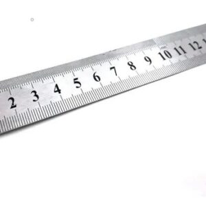 REGLA METALICA DE 20 CM.